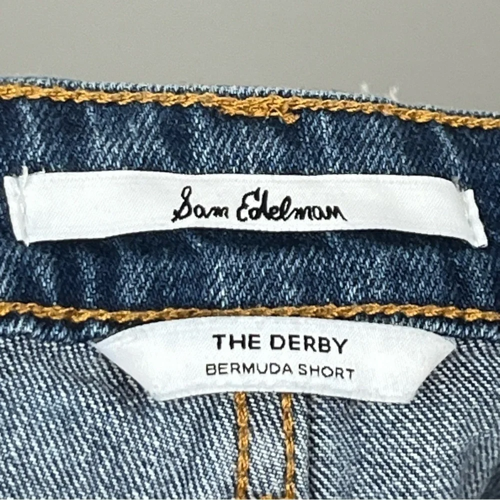 Sam Edelman The Derby distressed raw hem Bermuda Shorts, size 28.